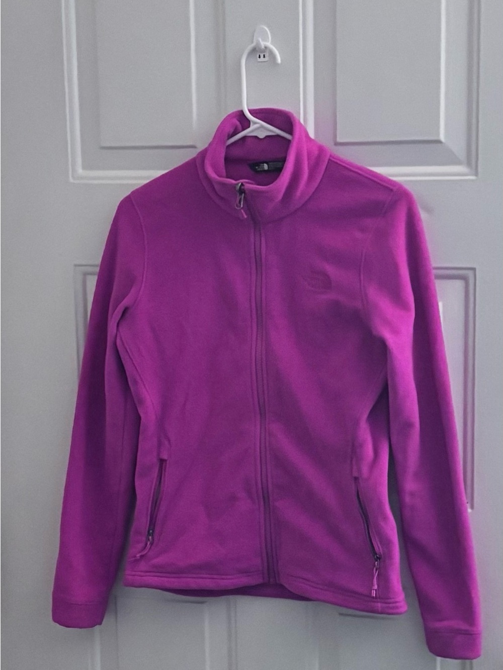 The North Face Women's Fuchsia Full-Zip Fleece Jacket PRICE FIRM!